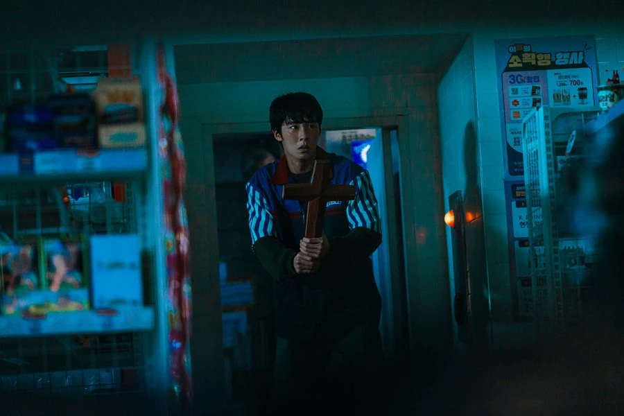 ซีรี่ส์เกาหลีเรื่อง Dead-End Job (꿀알바) อีแจอุค Netflix