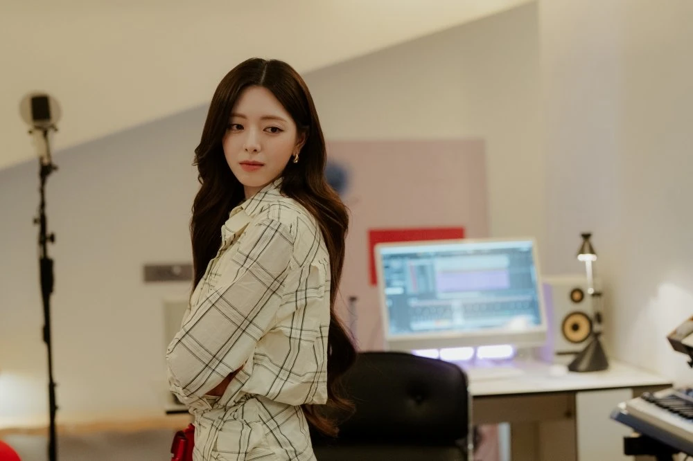 ITZY ยูนะในซีรีส์ My Bias, My Boss